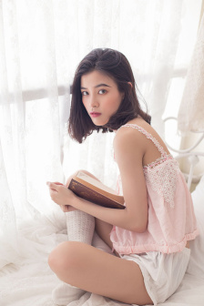 电影迷人的保姆